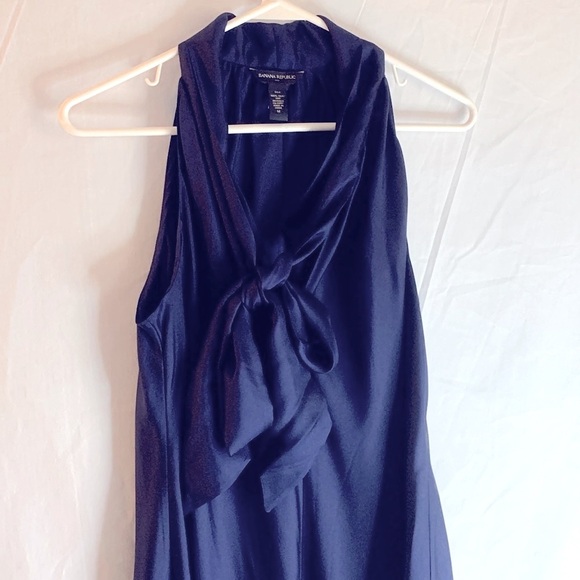 Banana Republic Tops - Banana Republic 100% silk Navy Blouse size M